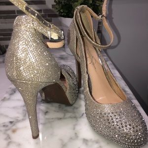 Jessica’s Simpson heels SZ. 8 1/2.